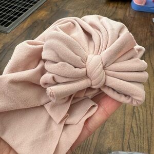 Blush bunny knot